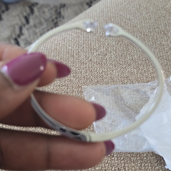 Givenchy Elegant Silver Bracelet Crystal Accents New Women - Picture 10 of 15